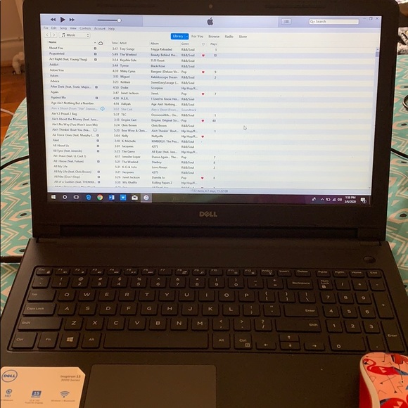 Dell Windows 10 Black Laptop - Picture 1 of 1